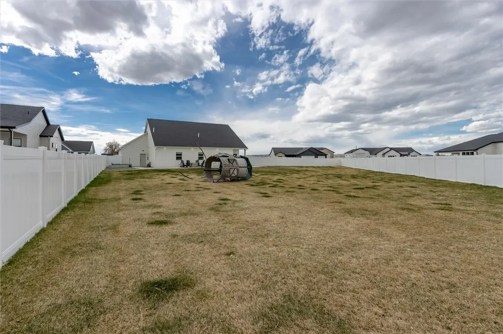 2231 River Agate Lane Billings MT 59106