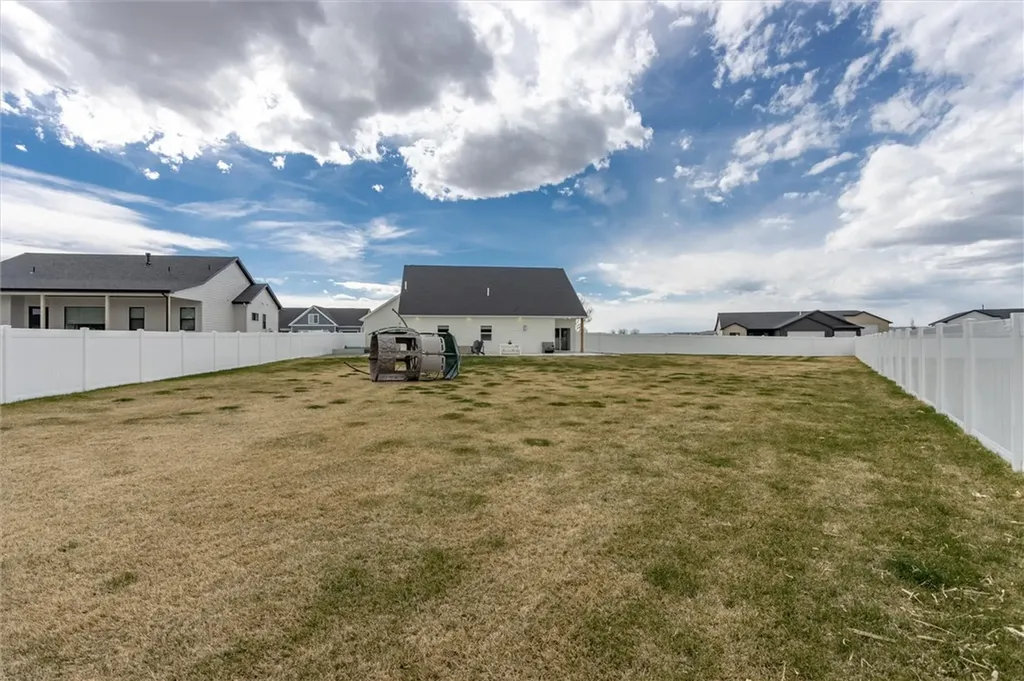 2231 River Agate Lane Billings MT 59106