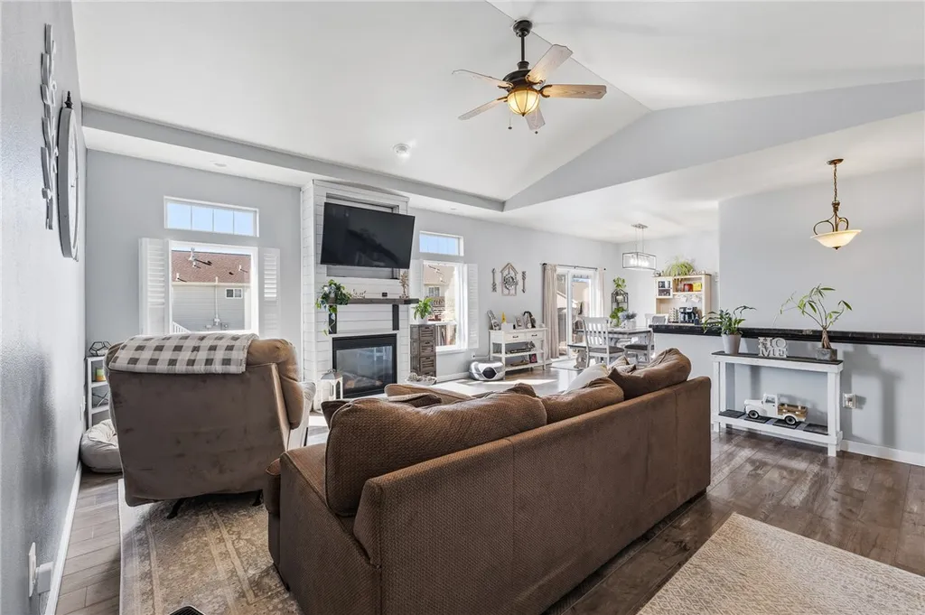 406 Roundhouse Drive Laurel MT 59044