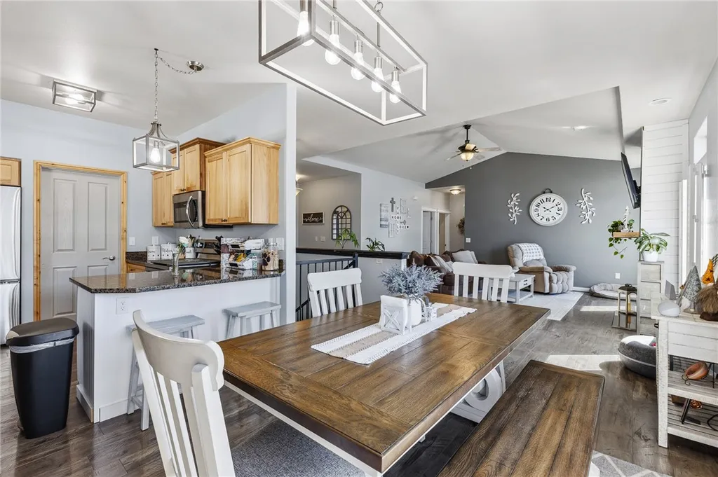 406 Roundhouse Drive Laurel MT 59044