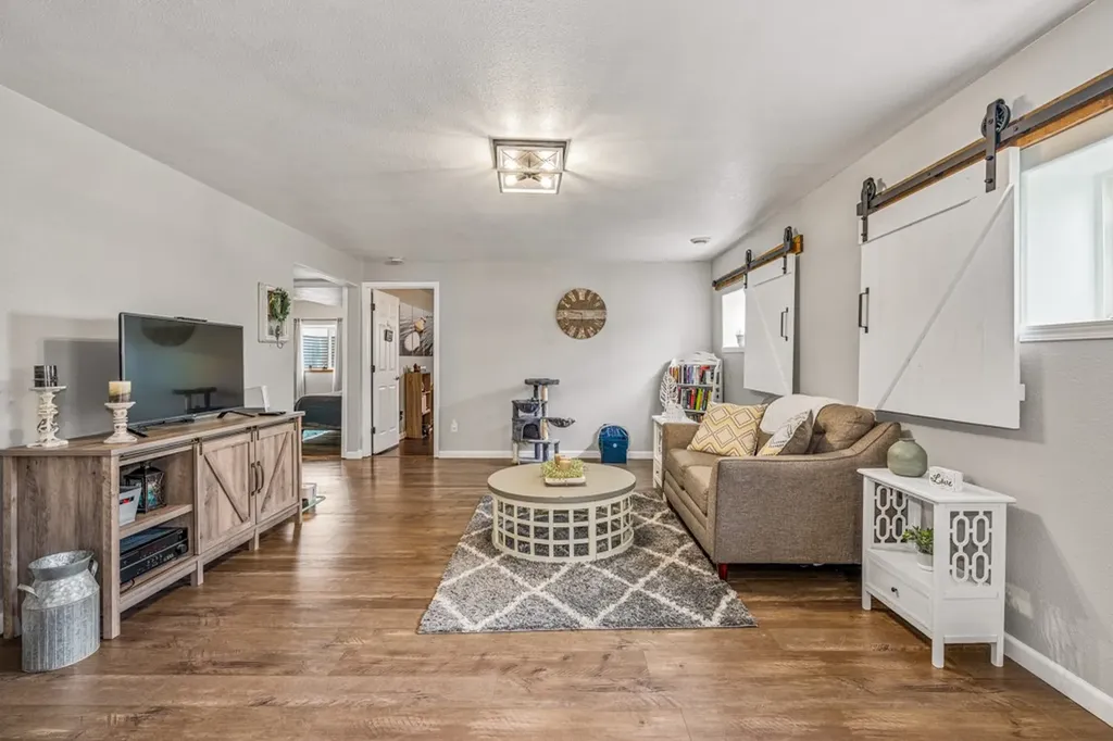 406 Roundhouse Drive Laurel MT 59044