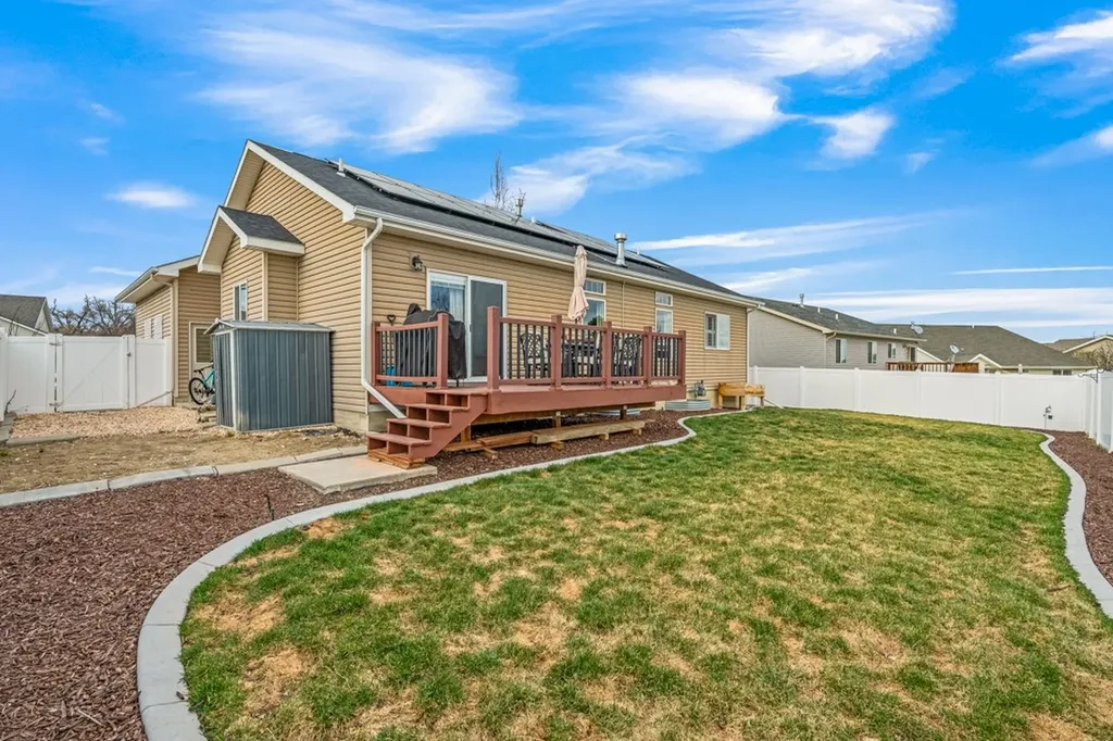 406 Roundhouse Drive Laurel MT 59044