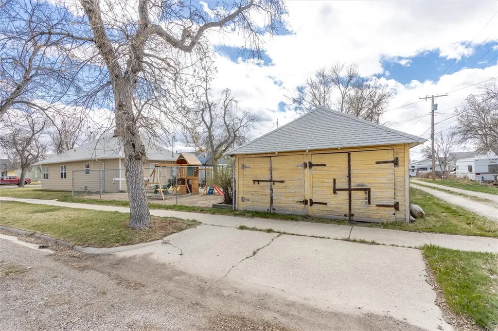 320 4th Avenue Laurel MT 59044