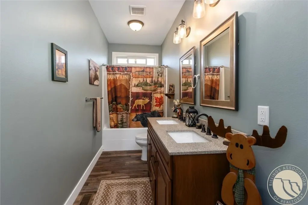 5400 Blue Horizon Drive Huntley MT 59037