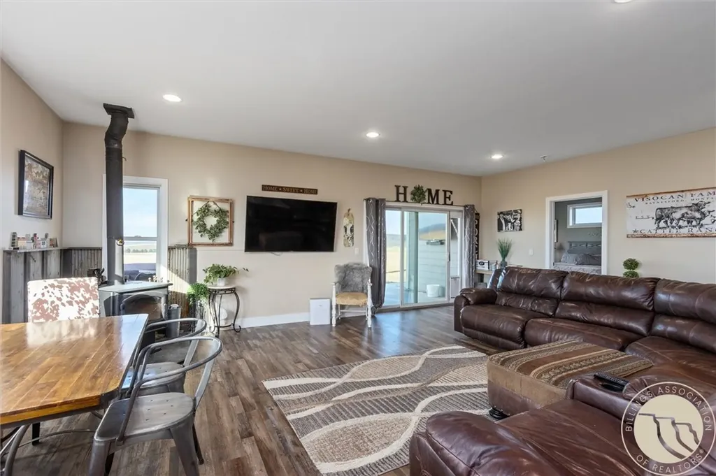 5400 Blue Horizon Drive Huntley MT 59037