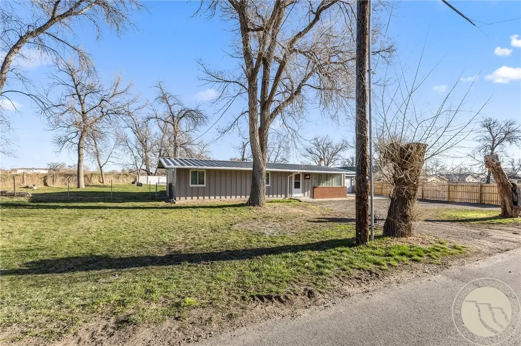 733 Logan Lane Billings MT 59105