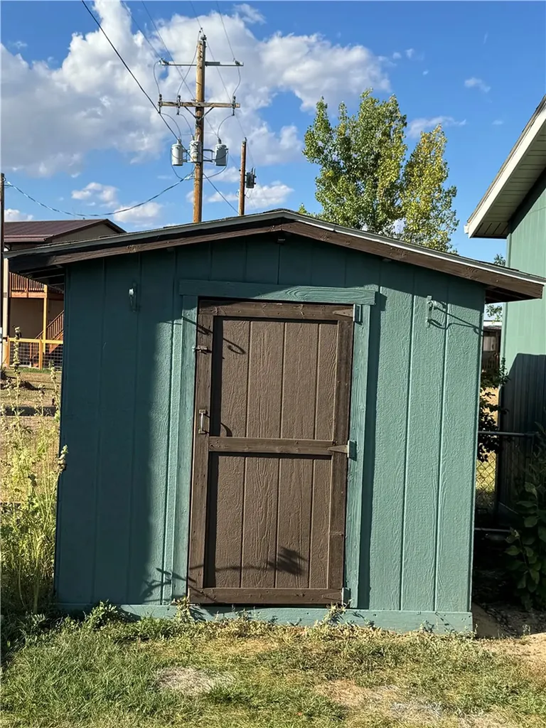 135 C Street Fort Smith MT 59034