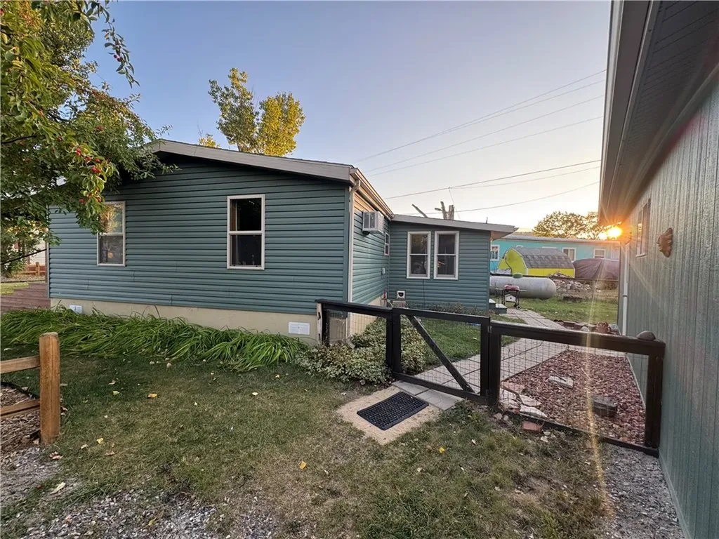 135 C Street Fort Smith MT 59034