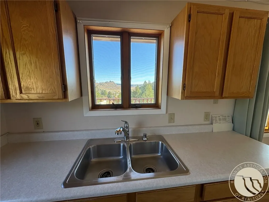 14 Delger Road Fishtail MT 59028