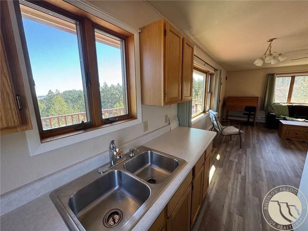 14 Delger Road Fishtail MT 59028