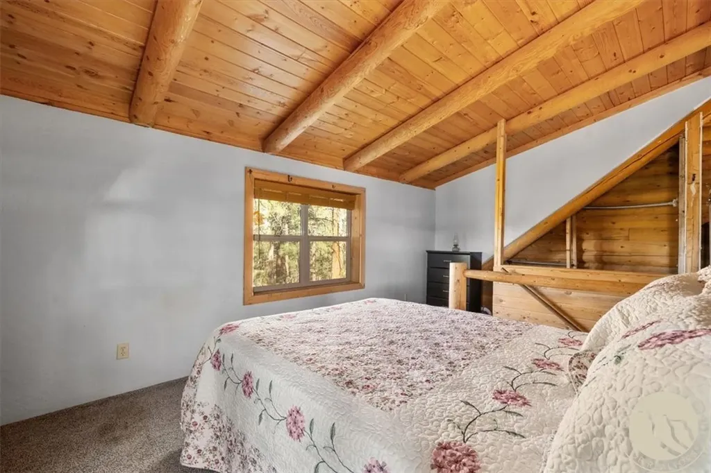 190 Skibstad Road Columbus MT 59019