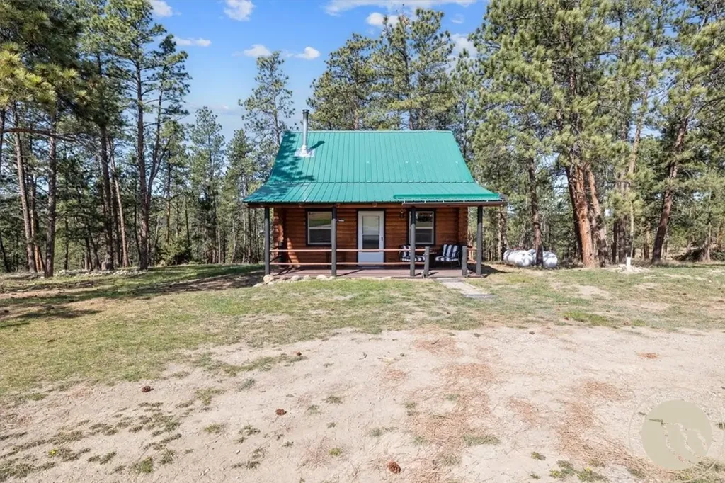 190 Skibstad Road Columbus MT 59019