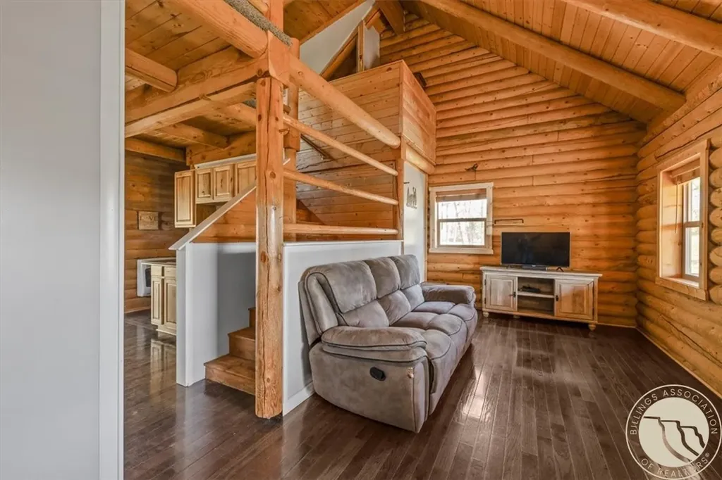 190 Skibstad Road Columbus MT 59019