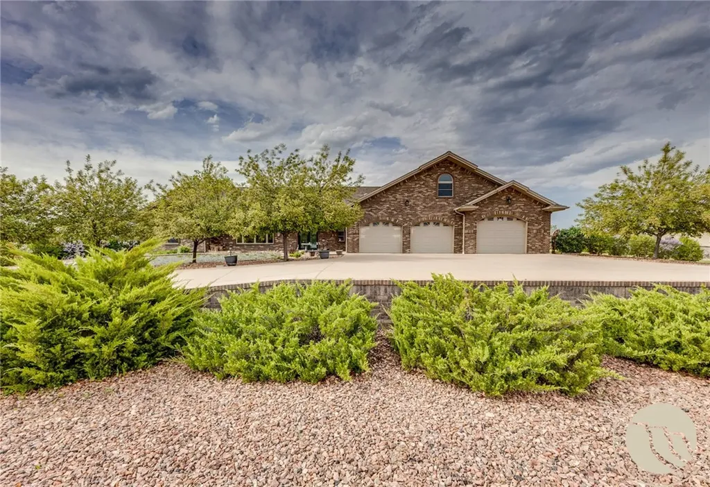 7623 N Leopard Avenue Billings MT 59106