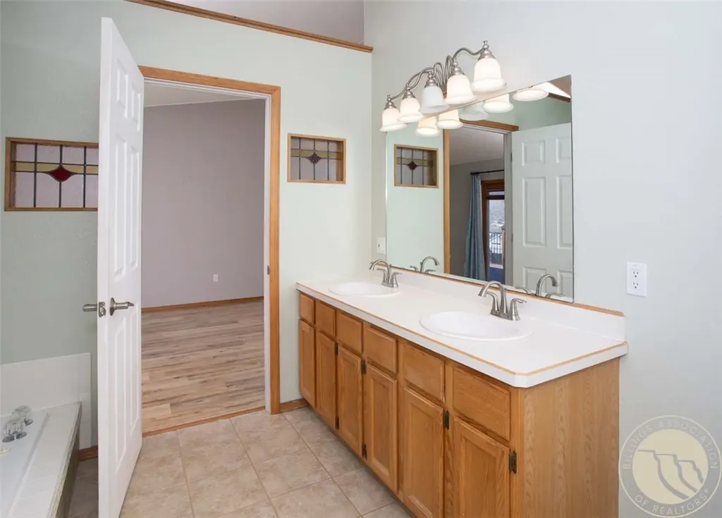 3515 Glenfinnan Billings MT 59101