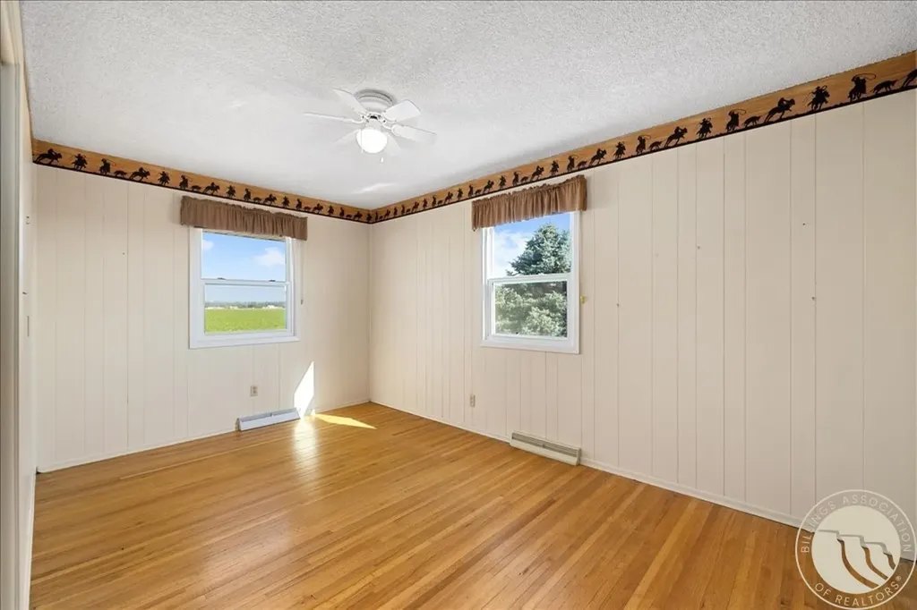 1794 N 4th Road Huntley MT 59037