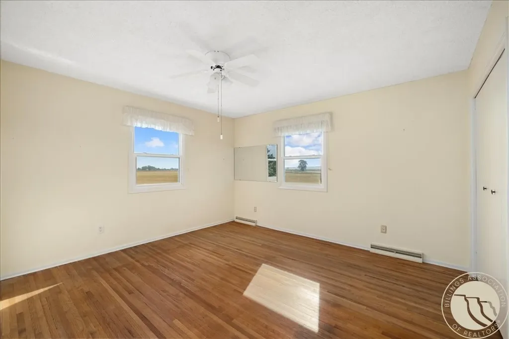 1794 N 4th Road Huntley MT 59037