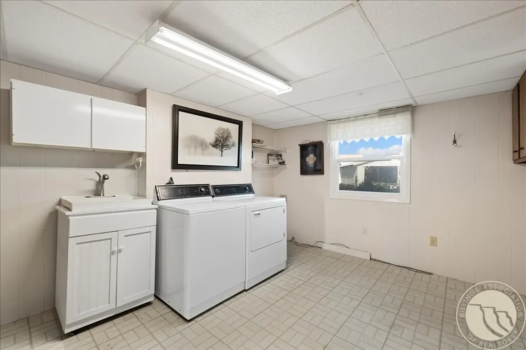 1794 N 4th Road Huntley MT 59037