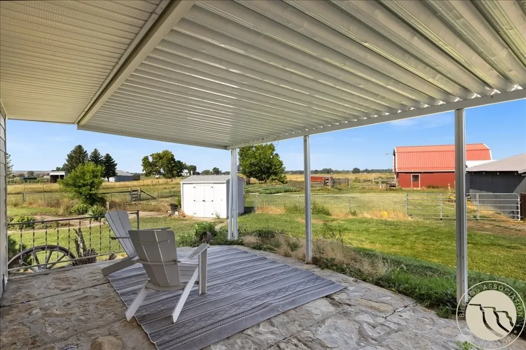 1794 N 4th Road Huntley MT 59037
