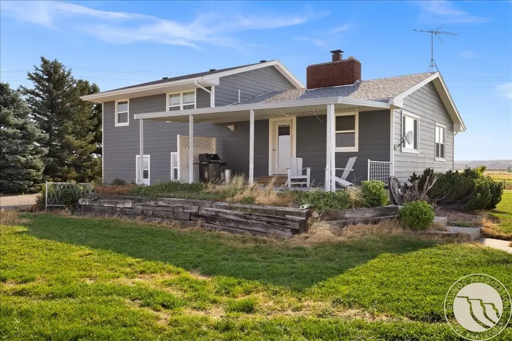 1794 N 4th Road Huntley MT 59037
