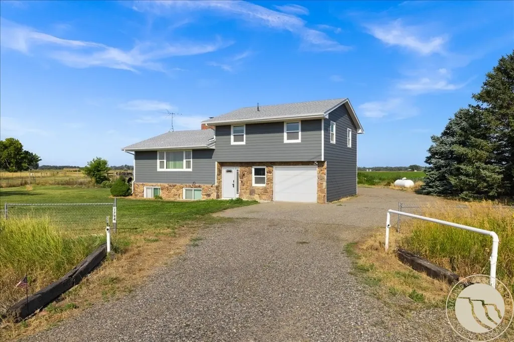 1794 N 4th Road Huntley MT 59037