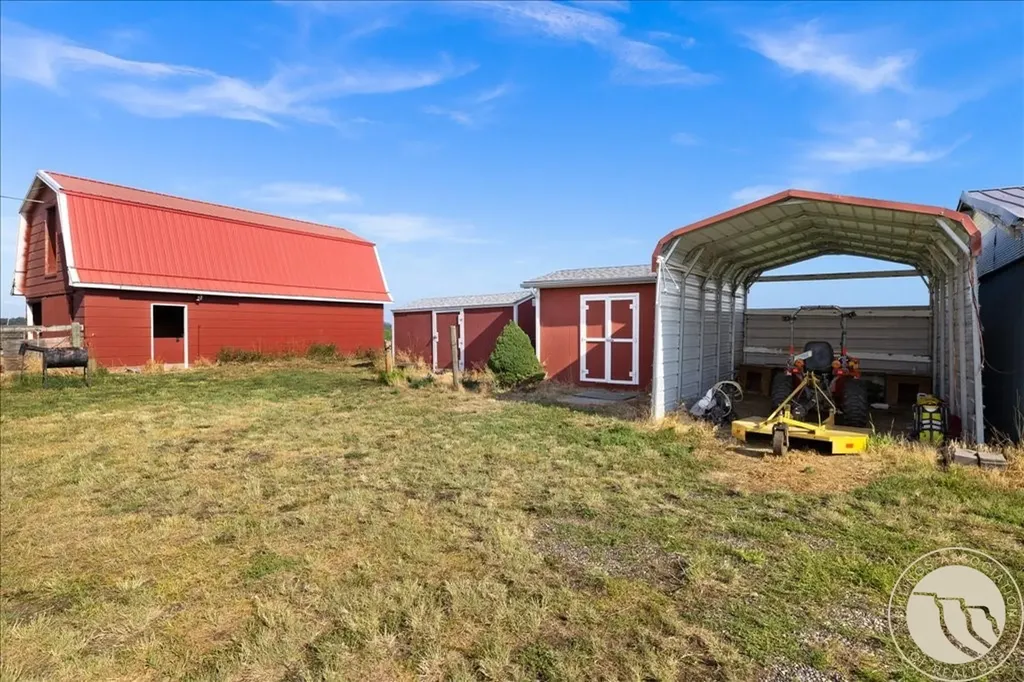1794 N 4th Road Huntley MT 59037