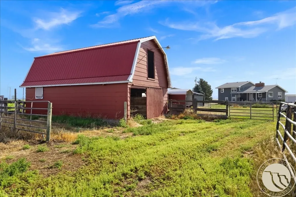 1794 N 4th Road Huntley MT 59037