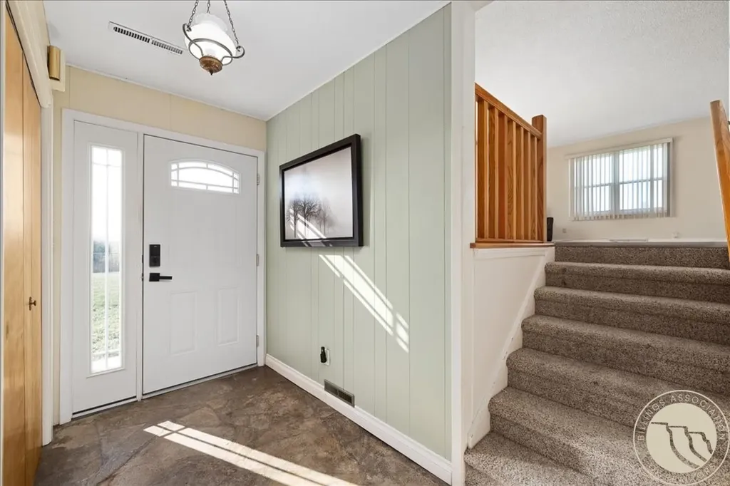1794 N 4th Road Huntley MT 59037