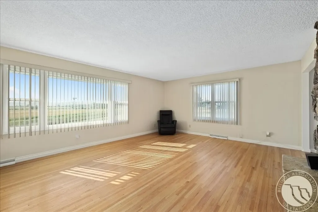1794 N 4th Road Huntley MT 59037