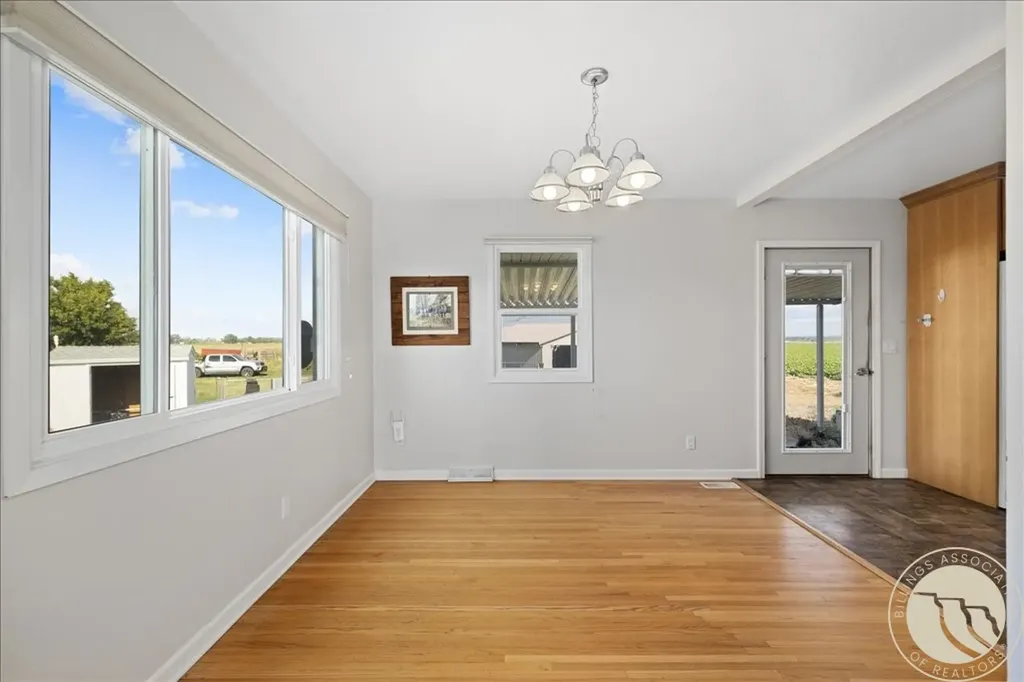1794 N 4th Road Huntley MT 59037