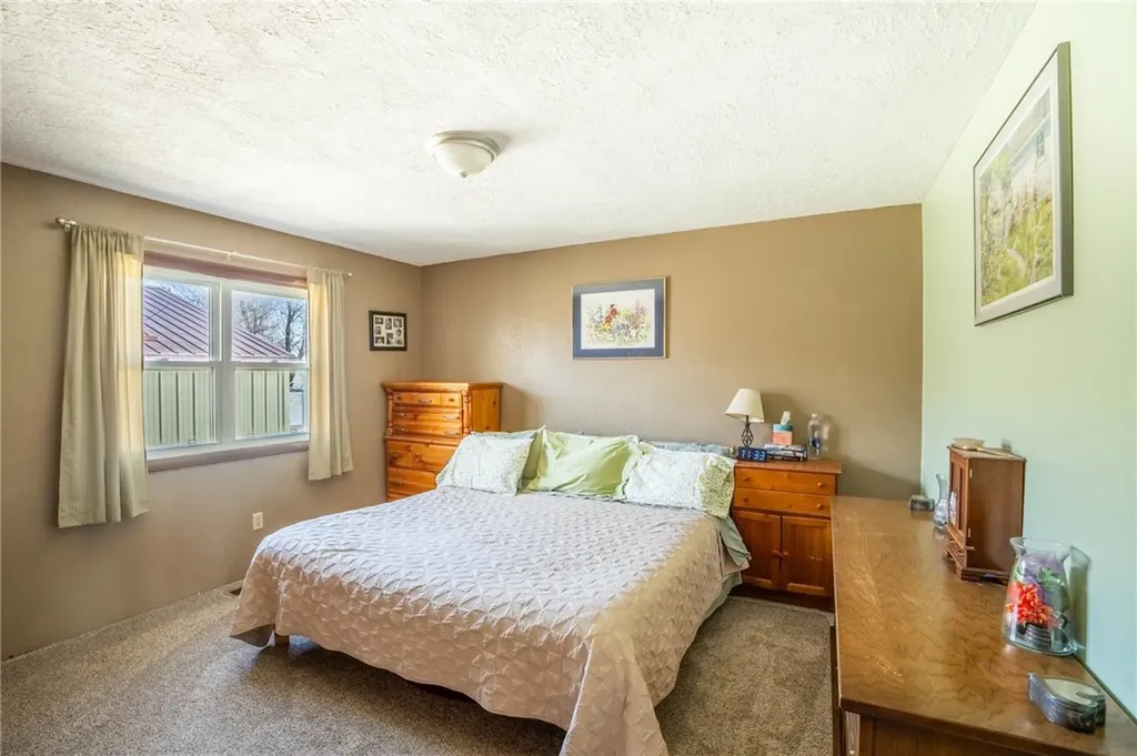 1109 N Crawford Avenue Hardin MT 59034