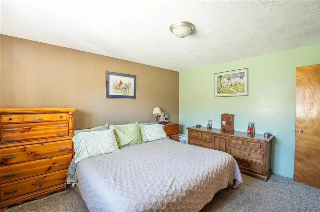 1109 N Crawford Avenue Hardin MT 59034