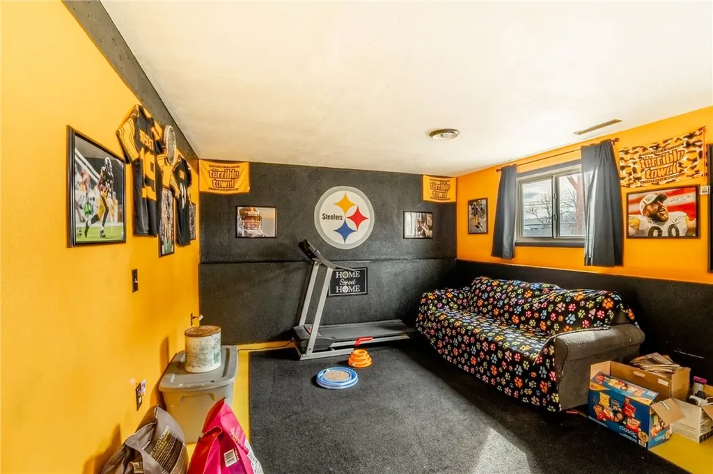 1109 N Crawford Avenue Hardin MT 59034