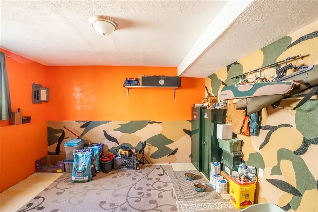 1109 N Crawford Avenue Hardin MT 59034