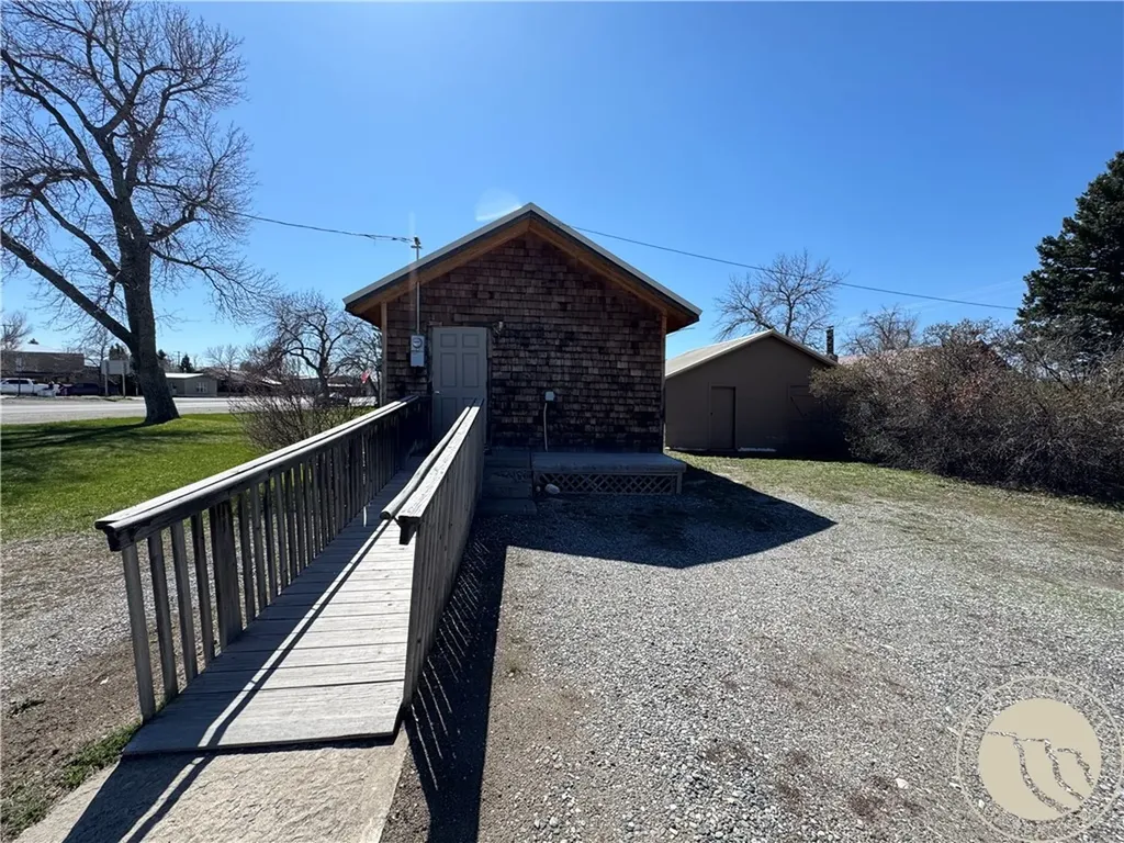 18 Busha Street Big Timber MT 59011