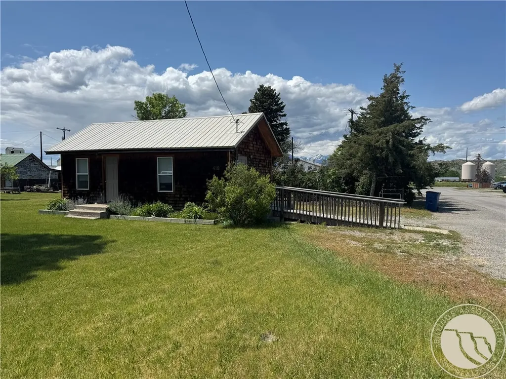 18 Busha Street Big Timber MT 59011