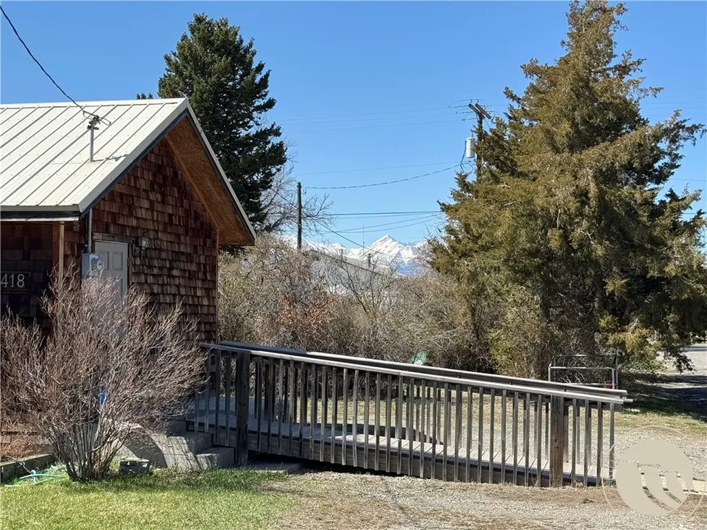 18 Busha Street Big Timber MT 59011