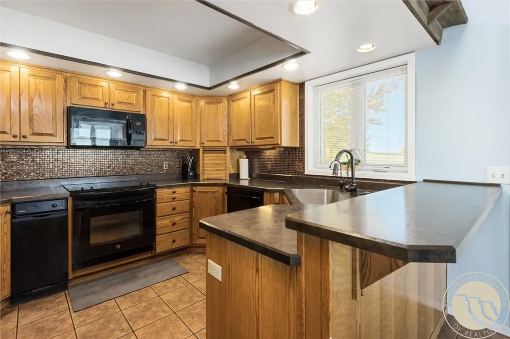 1246 Chipper Lane Huntley MT 59037