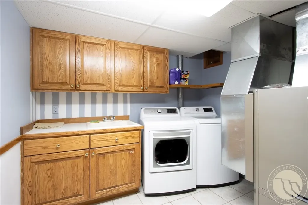 1246 Chipper Lane Huntley MT 59037