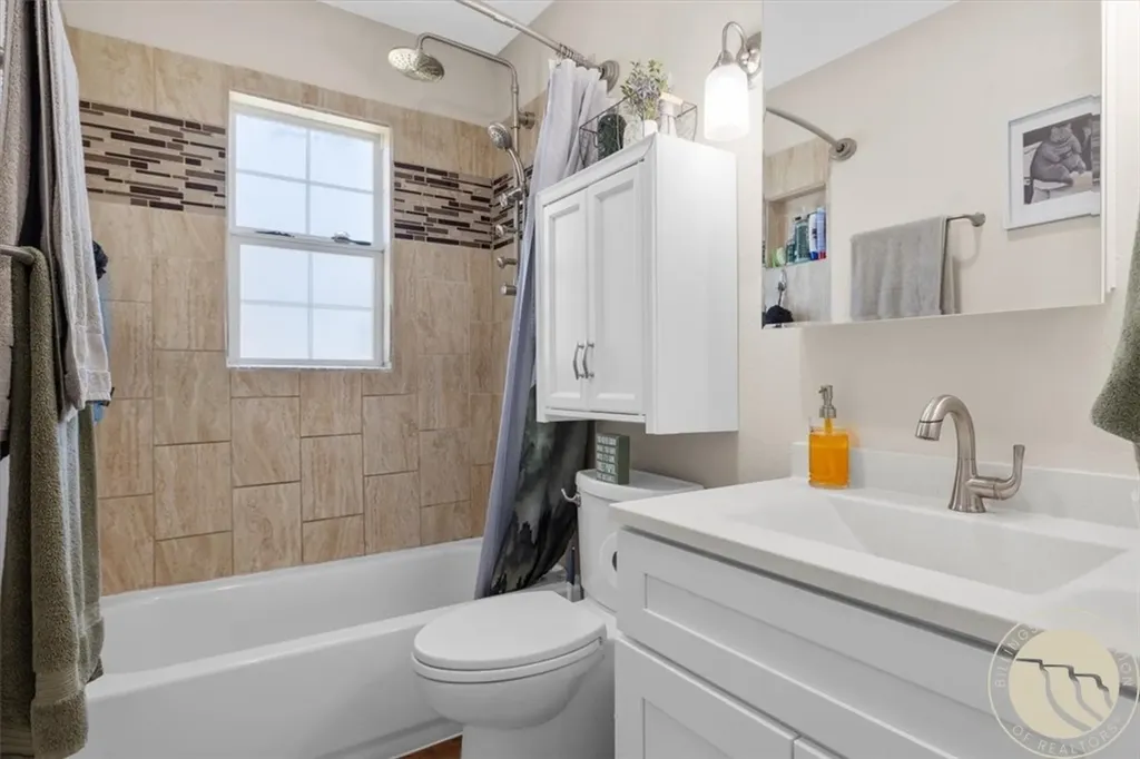 809 Pennsylvania Laurel MT 59044