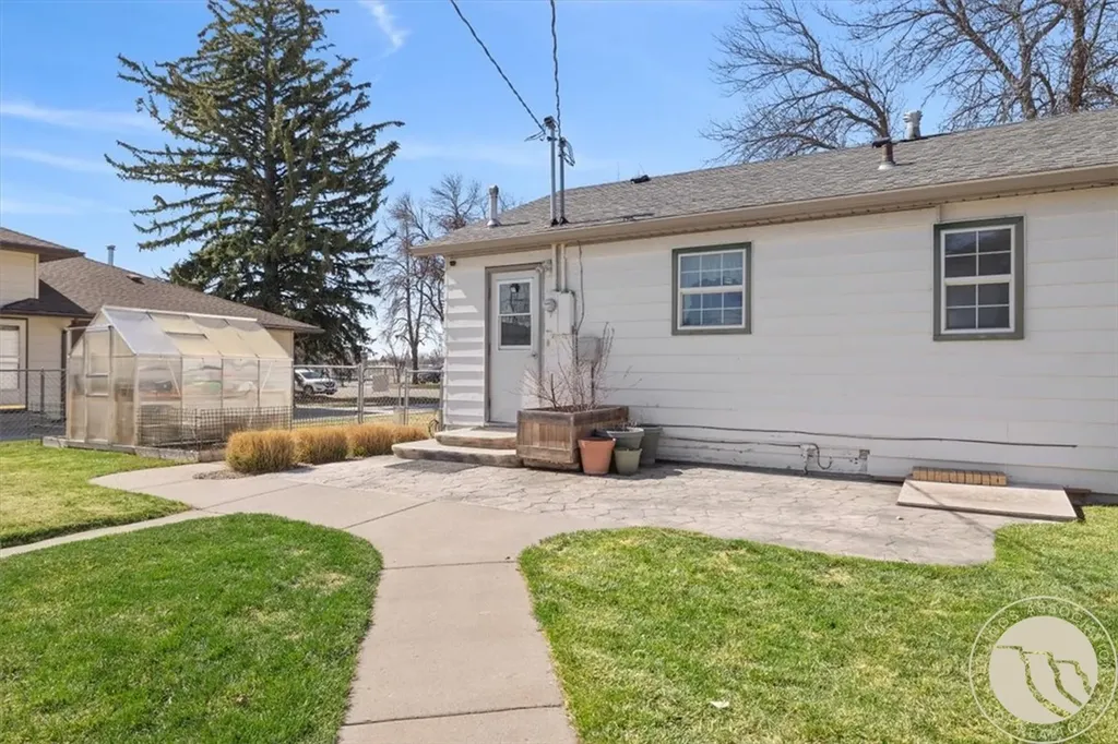 809 Pennsylvania Laurel MT 59044