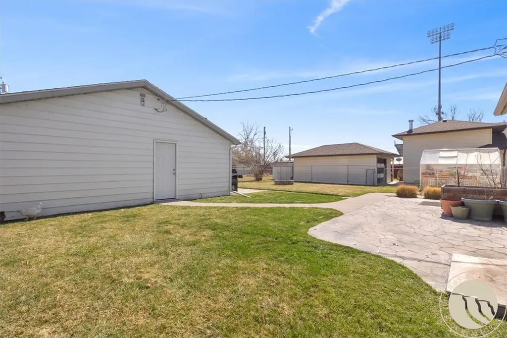 809 Pennsylvania Laurel MT 59044