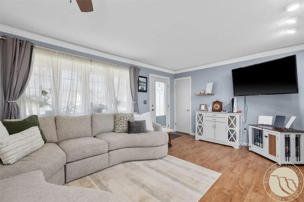 809 Pennsylvania Laurel MT 59044