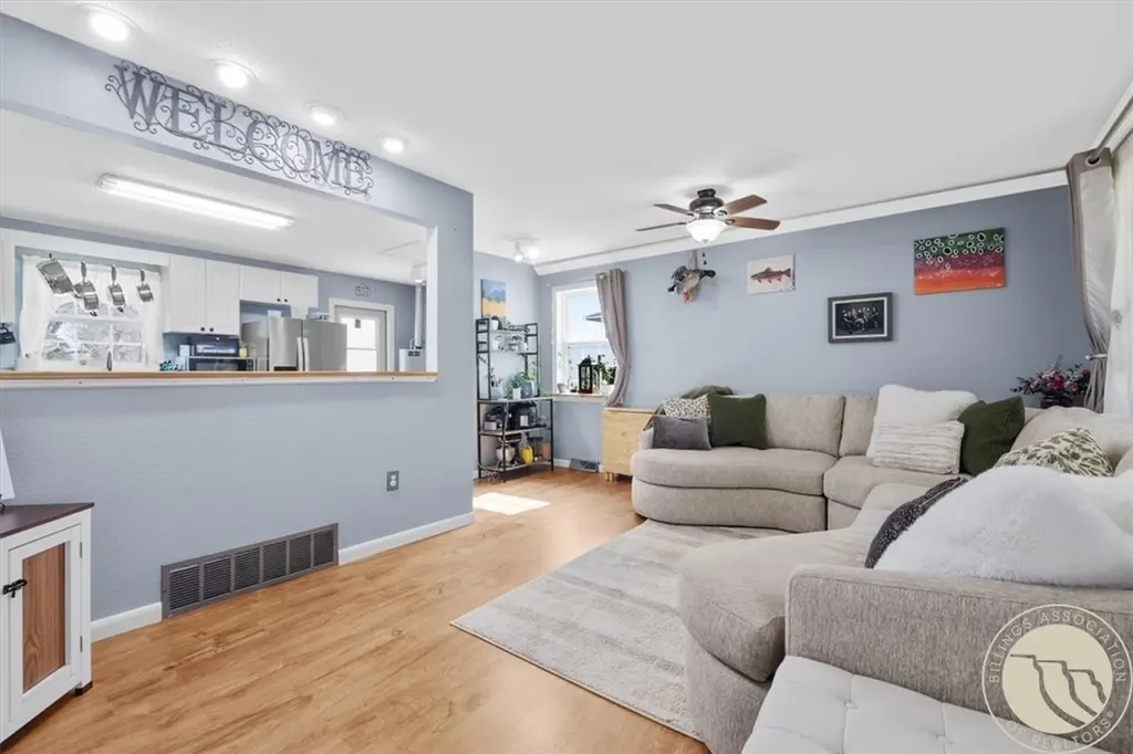 809 Pennsylvania Laurel MT 59044