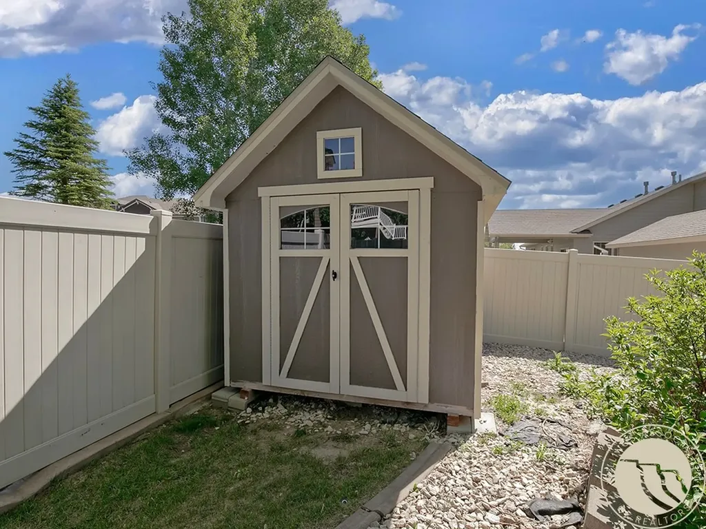6217 Gray Hawk Court Billings MT 59106
