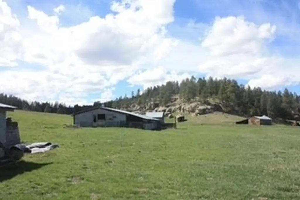 32 Montana Street Roundup MT 59072