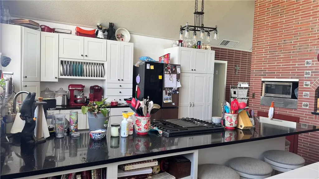 1350 Peritsa Creek Road Hardin MT 59034