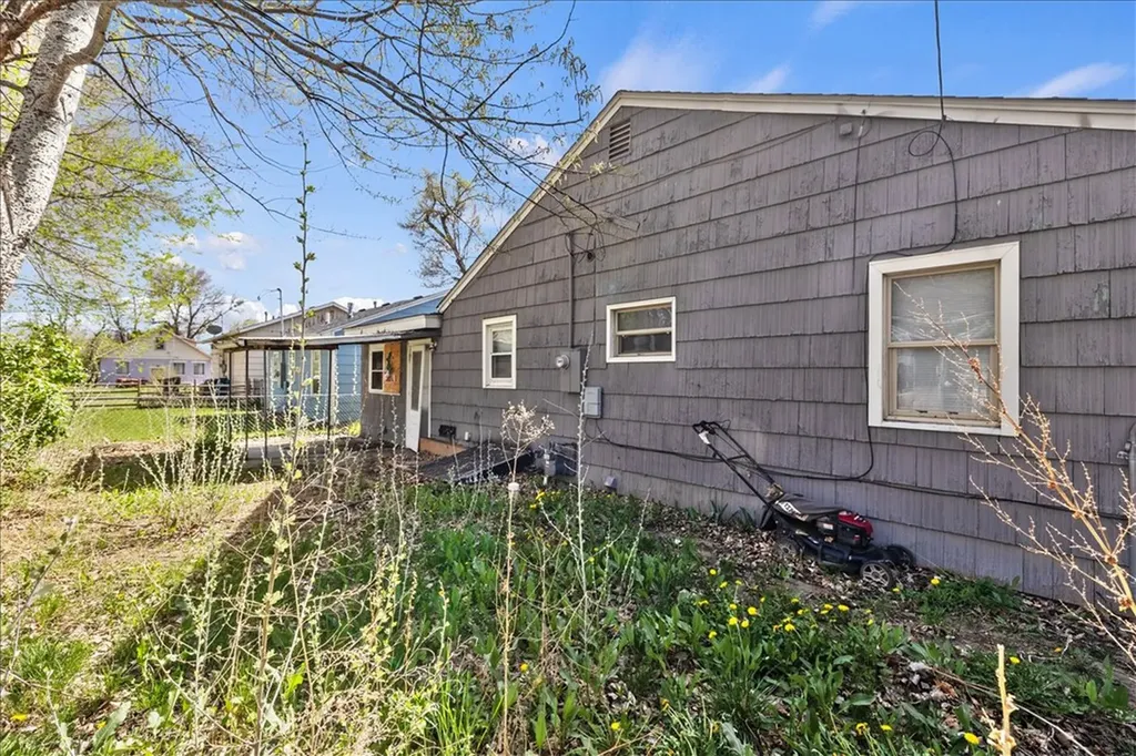 933 N 23rd Street Billings MT 59101