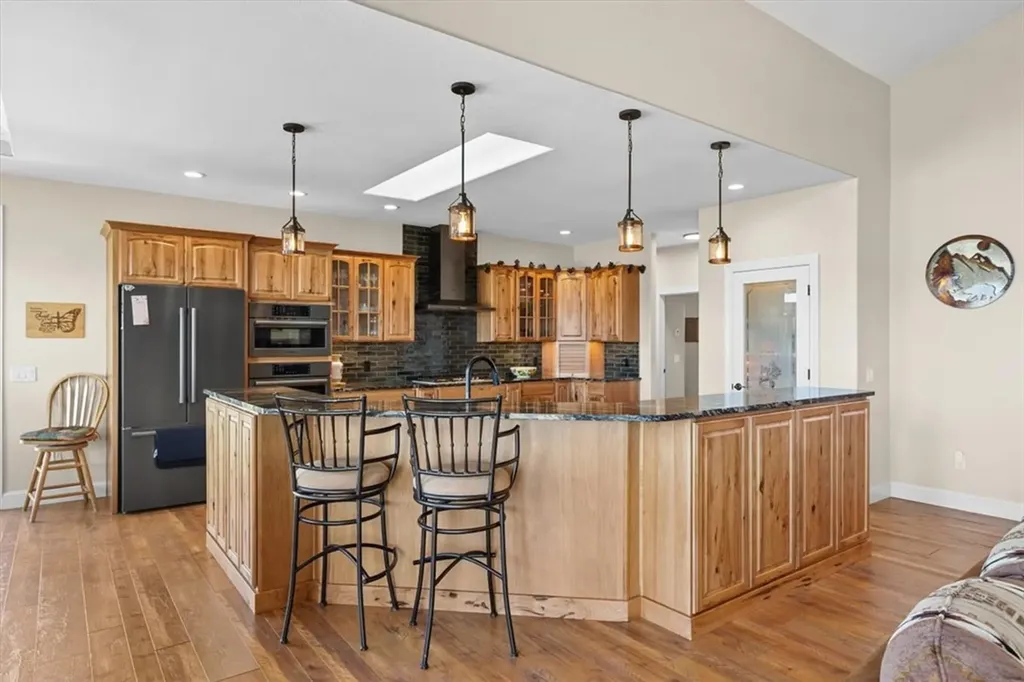 52 Horseshoe Trail Roberts MT 59070