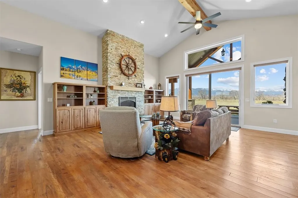 52 Horseshoe Trail Roberts MT 59070